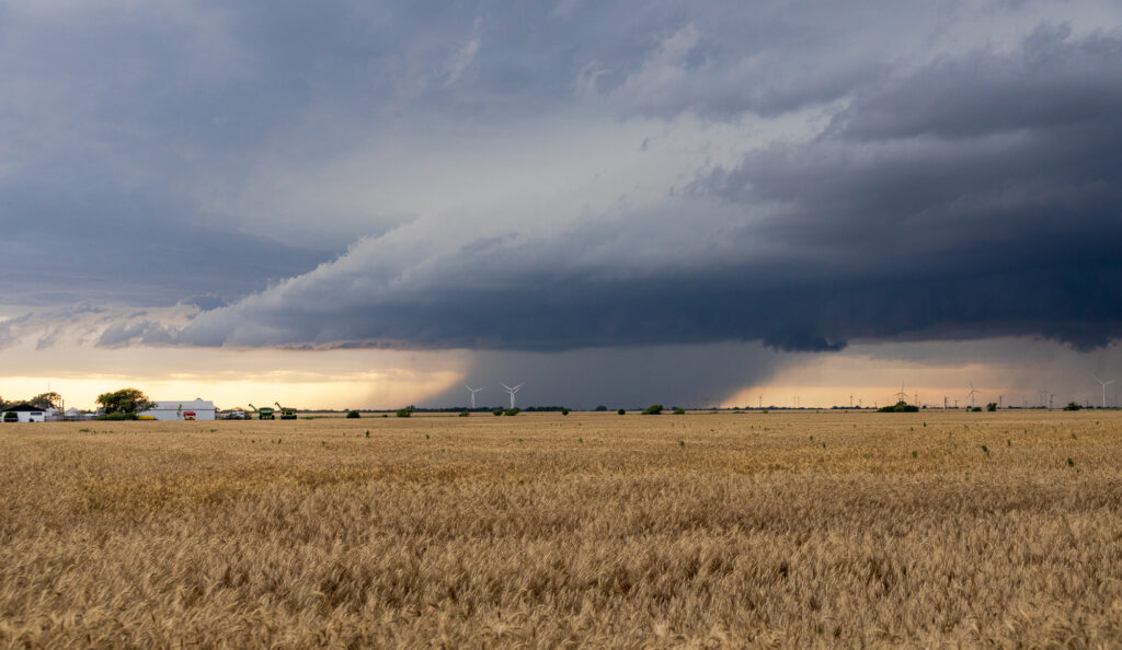 Storm west of Blackwell